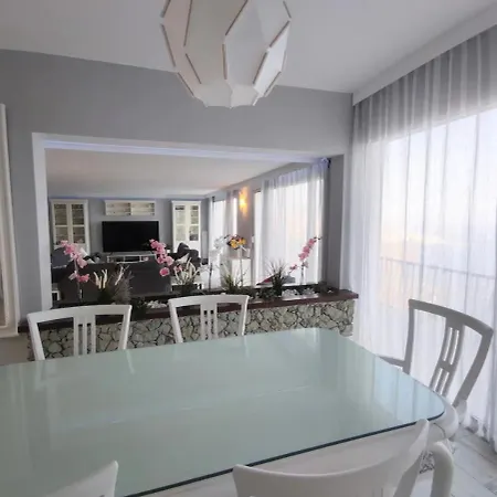 Prázdninový dům Completa Puro Relax Piscina Climatizada *